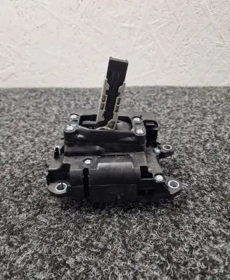 Volkswagen Touareg III Gear shifter/selector 4M1713041G 761713041B