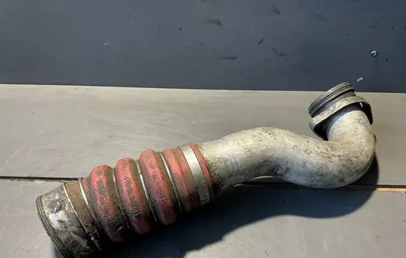 BMW X5 E70 Intercooler hose/pipe 780195701