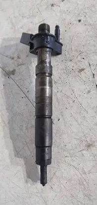 BMW 5 E60 E61 Fuel injector 779787705