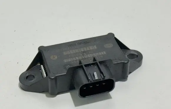Chrysler Pacifica Fuel injection pump control unit/module 68193711AC 50732