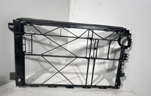 Mercedes-Benz Vito Viano W447 Radiator support slam panel bracket A4475050041