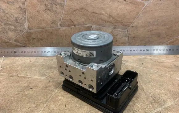 BMW 2 F45 ABS Pump 6875278