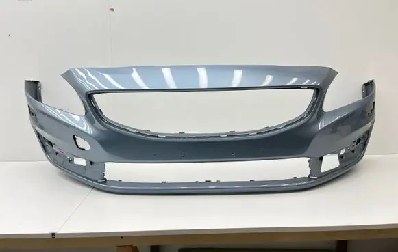 Volvo V60 Front bumper 31323831