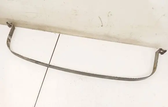 Audi A6 S6 C5 4B Fuel tank mounting bracket 
