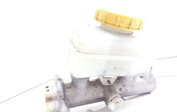 Subaru Forester SF Master brake cylinder