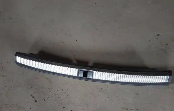 Audi A4 S4 B7 8E 8H Trunk/boot sill cover protection 8E9864483C
