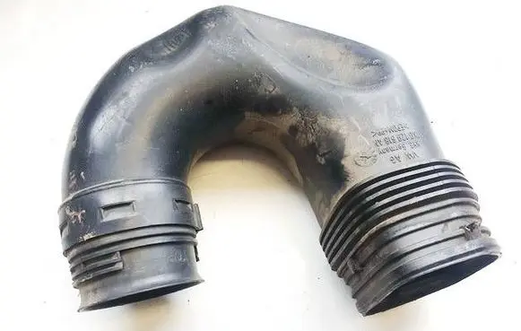Skoda Superb B6 (3T) Air intake hose/pipe 1k0129618an
