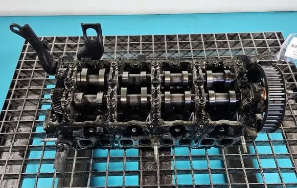 Opel Combo C Engine head Z17DTH IMPRK1518736