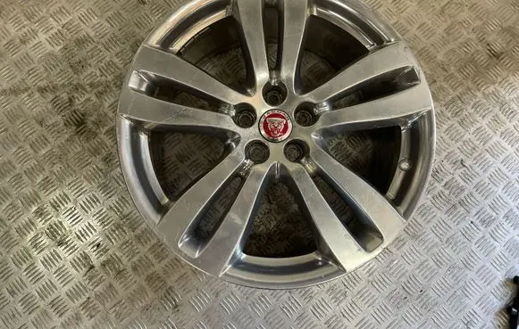 Jaguar XJ X351 R19 alloy rim D22FA