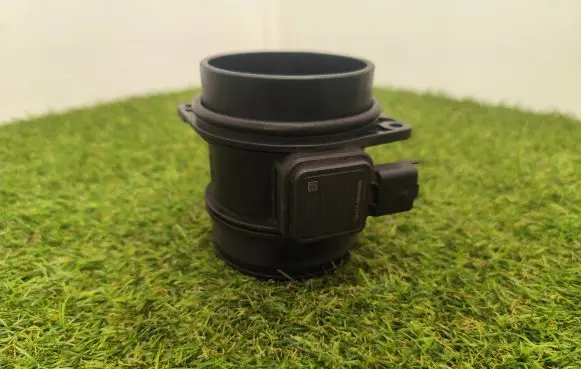 Volkswagen PASSAT B6 Mass air flow meter 5WK97002 9645948980 002046125