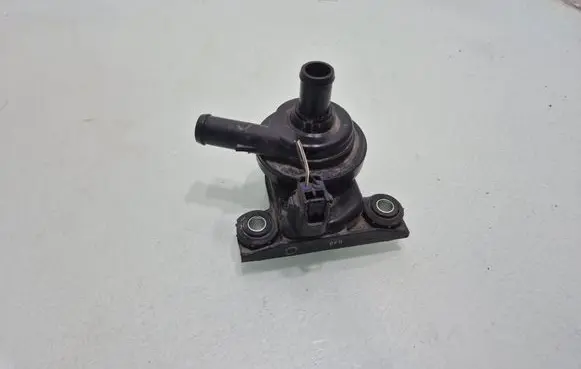 Toyota Prius (XW20) Electric auxiliary coolant/water pump 