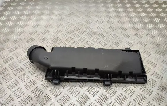 Opel Grandland X Air filter box cover 