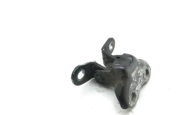 Toyota Auris 150 Front door lower hinge 
