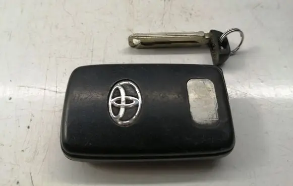 Toyota Verso Ignition key/card 899040F010