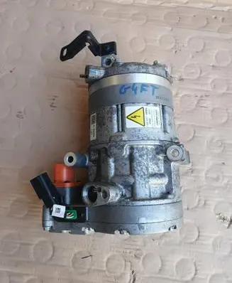 Hyundai Tucson TL Air conditioning (A/C) compressor (pump) 977E1CZ000