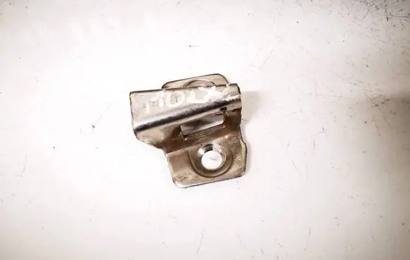 Audi A3 S3 8L Front door lock loop/hook striker 