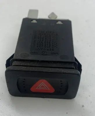 Volkswagen Golf IV Hazard light switch 1J0953235A 1J0953235B 1J0959621