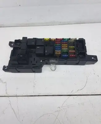Volvo V70 Fuse module 8678449 518828009