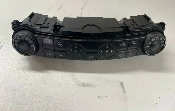Mercedes-Benz E W211 Climate control unit A2118300490