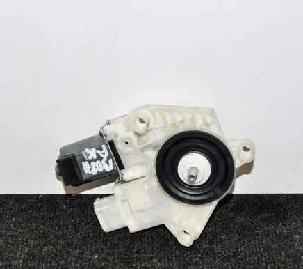 BMW 7 G11 G12 Front door window regulator motor 7181701