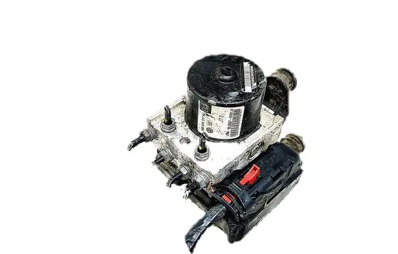 Skoda Octavia Mk2 (1Z) ABS Pump 1K0614117AJ 1K0907379AQ