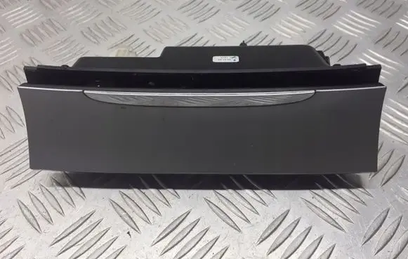 Volkswagen PASSAT B6 Car ashtray 3C0863284