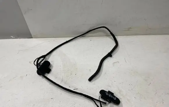 Windshield washer spray nozzle