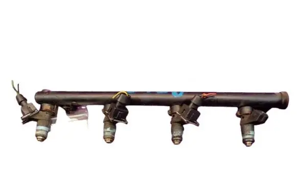 Renault Megane II Fuel main line pipe 8200139674C