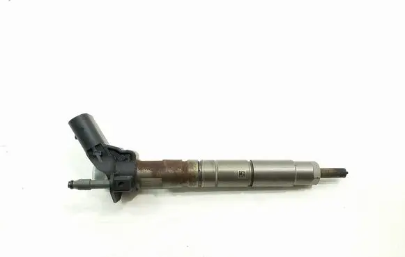 Fuel injector