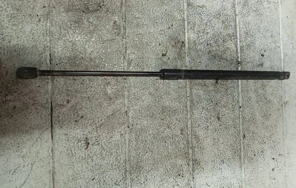 Audi A3 S3 8P Tailgate/trunk strut/damper 8P4827552