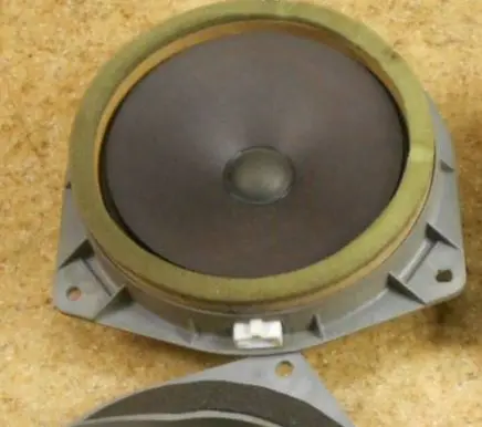 Toyota Land Cruiser (J100) Rear door speaker 8616022790