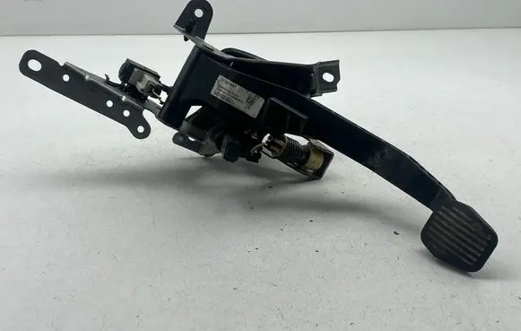Volvo V50 Clutch pedal 31341441 11558M05