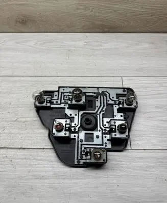 BMW 3 E46 Tail light bulb cover holder 8363565 14603502 P21WF32CP