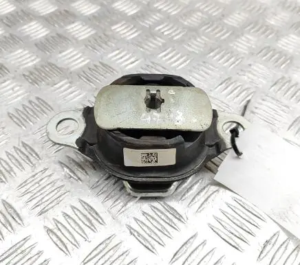 Fiat 500 Engine mount bracket 52109109