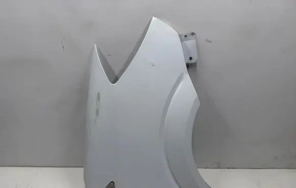 Mercedes-Benz Sprinter W906 Fender