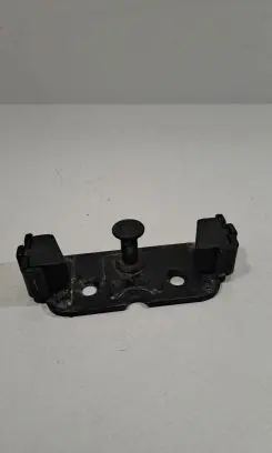 BMW 5 E60 E61 Trunk lock loop 8203771