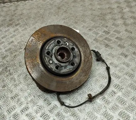 Opel Vivaro Front wheel hub 93866696
