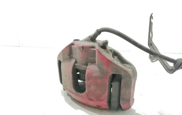 BMW 5 E60 E61 Front brake caliper 6030324