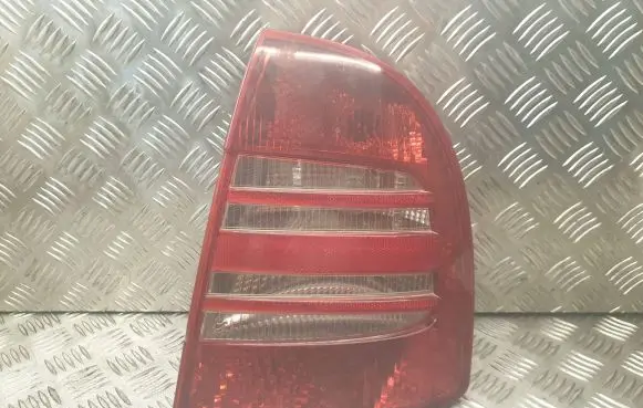 Skoda Superb B5 (3U) Rear/tail lights 3U5945112