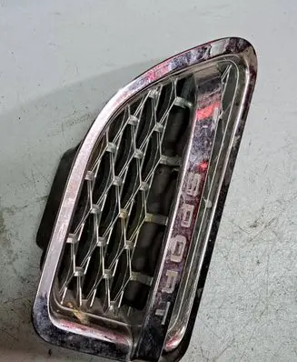 Land Rover Range Rover Sport L320 Fender grill SLR00152