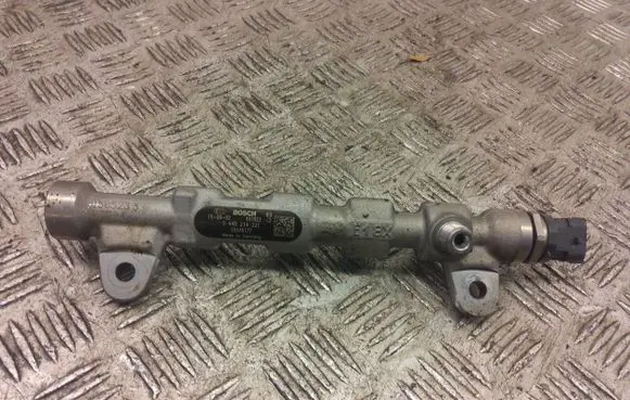 Opel Insignia A Fuel main line pipe 55576177