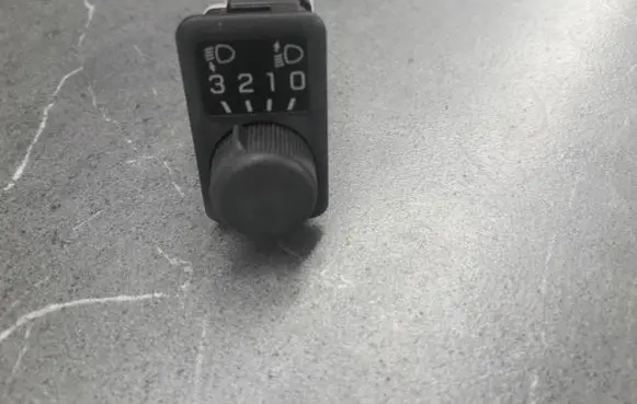 Nissan Micra Fog light switch 