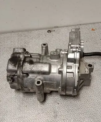 Renault Clio V Air conditioning (A/C) compressor (pump) 926000464R 07E00214 0424002190