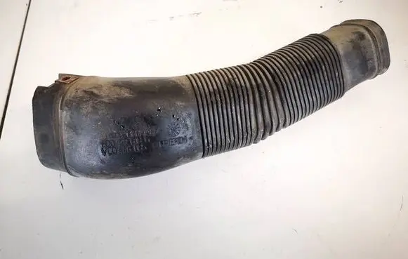 Skoda Fabia Mk1 (6Y) Air intake hose/pipe 6q0129618g