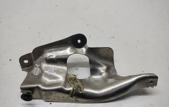 BMW 3 G20 G21 Heat shield in engine bay 7450534