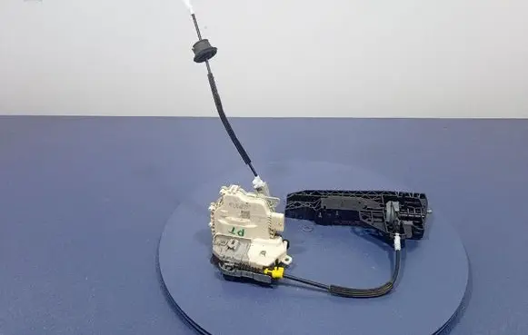 Audi A4 S4 B9 Rear door lock 8K0839016H