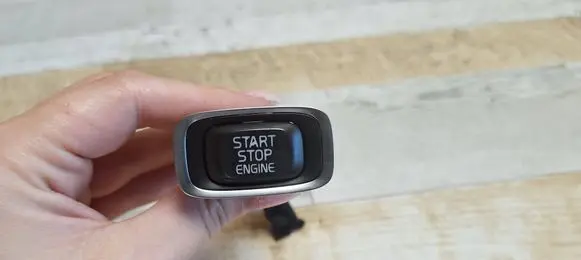 Volvo V40 Engine start stop button switch 31394114