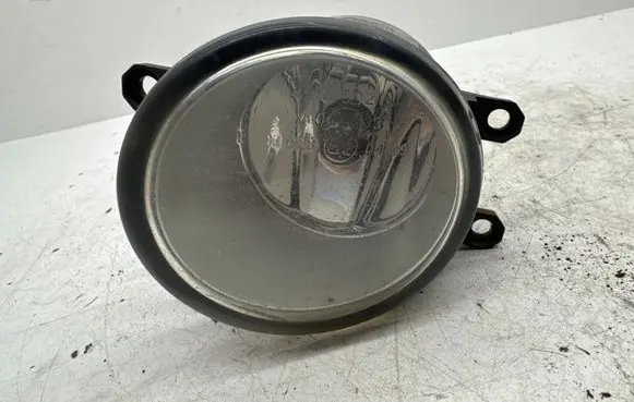 Toyota Auris 150 Front fog light 812200D041