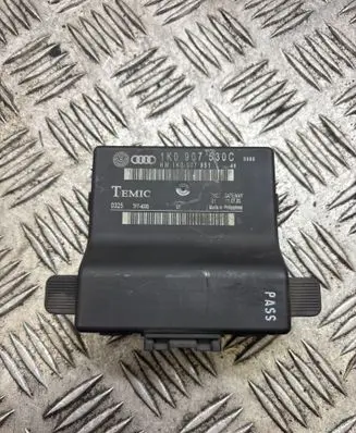 Volkswagen Touran I Gateway control module 1K0907530C 1K0907951