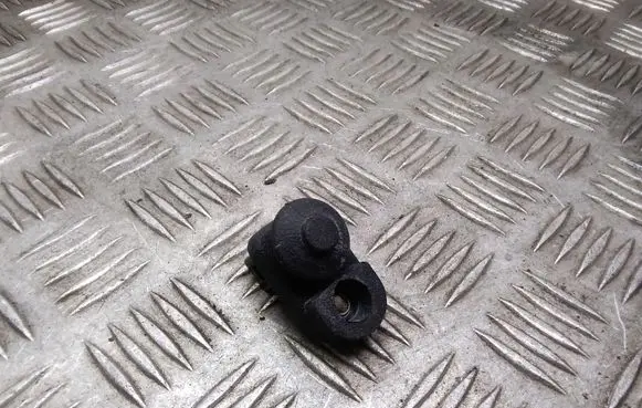 Nissan Qashqai+2 Rear door sensor 